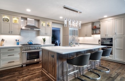 detailed transitional kitchen