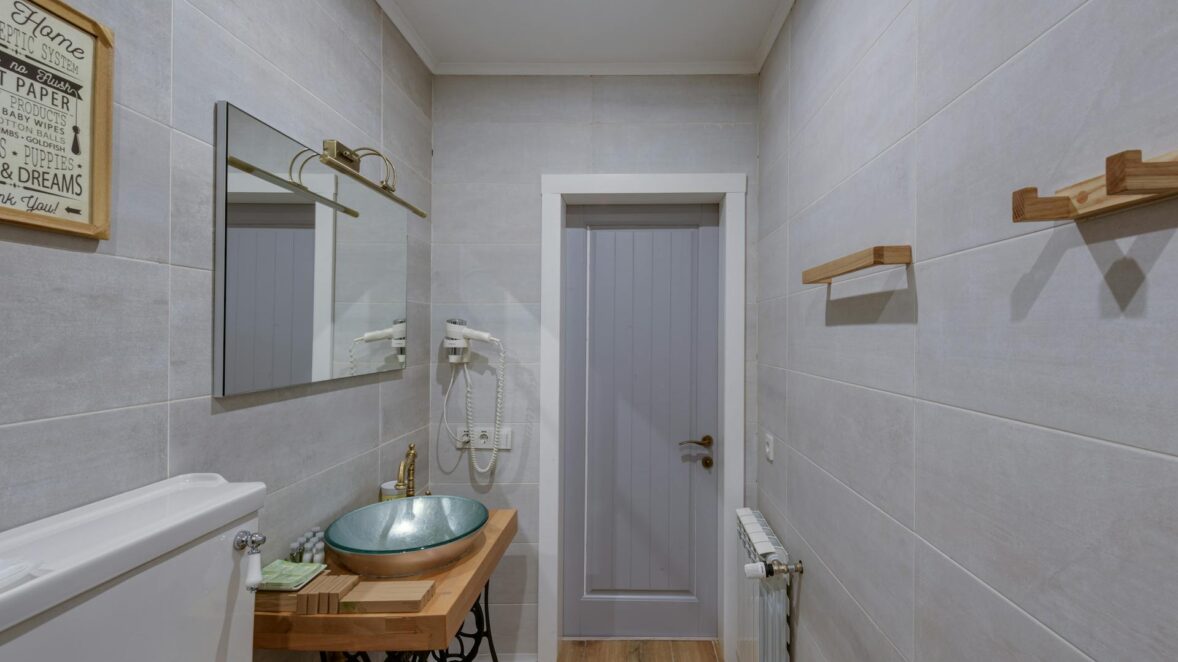 Basement - Powder Room