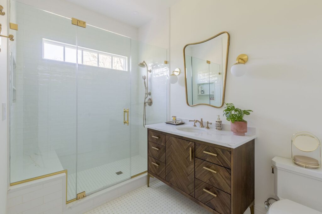 Modern Luxe Girl’s Bath, South Orange, NJ