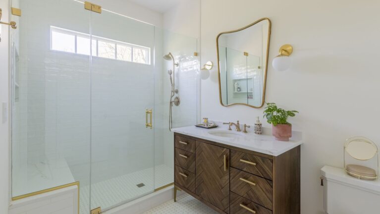 Modern Luxe Girl’s Bath, South Orange, NJ