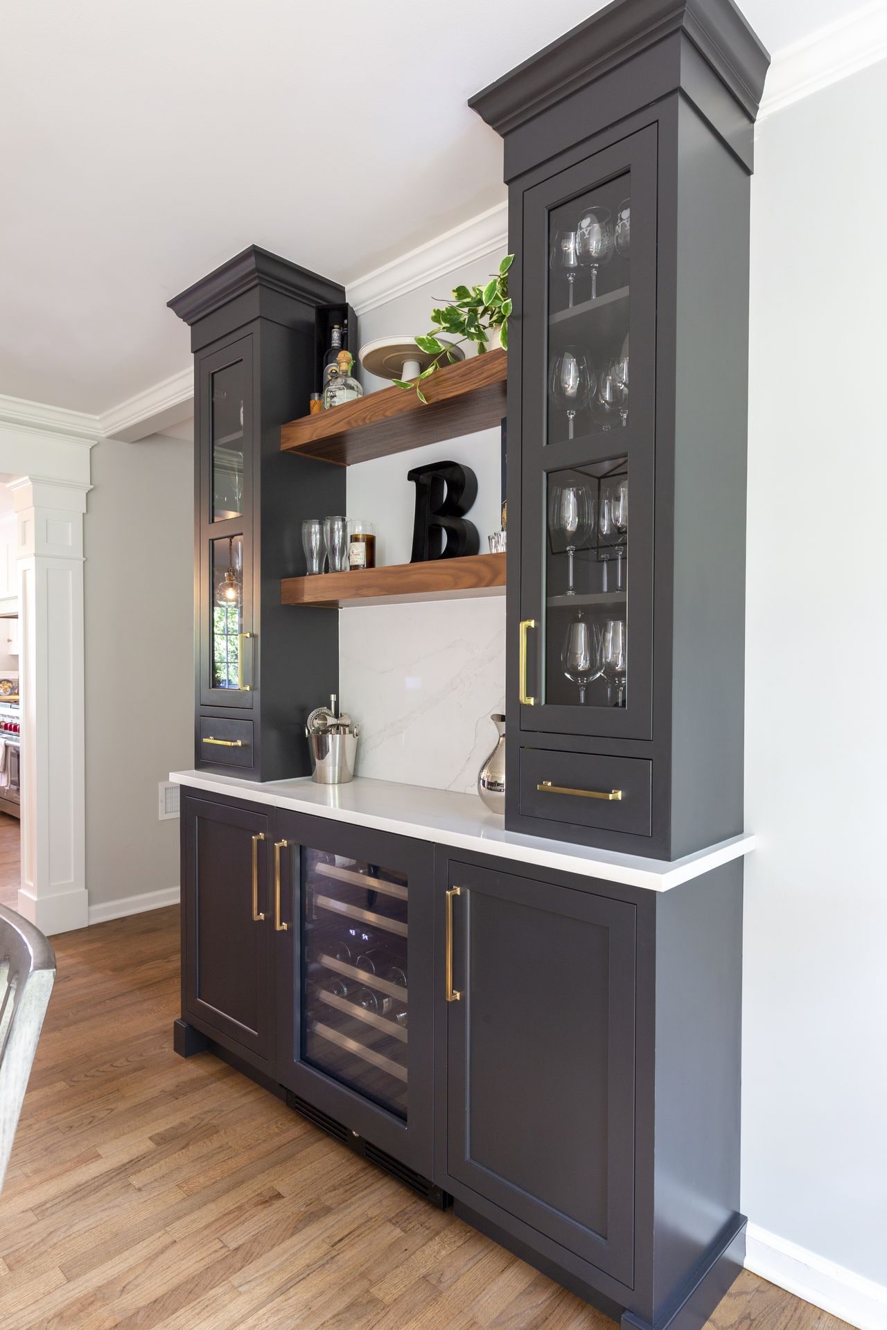 Elegant Dry Bar: A Living Room Statement - Kraftmaster Renovations