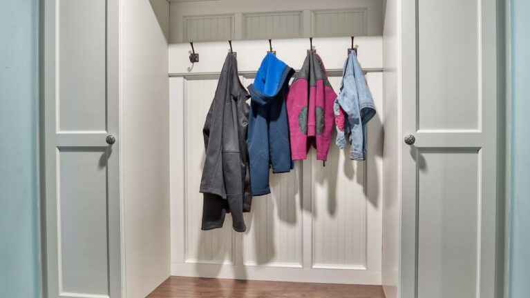 Charming and Functional Mudroom Makeover