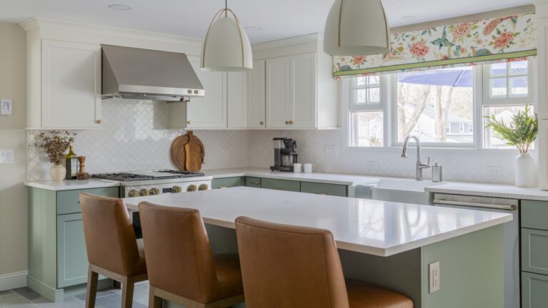 Chatham, NJ Kitchen Remodel with Cantilever Addition and Custom Island