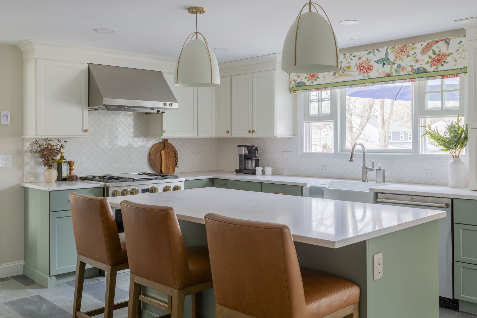 Chatham, NJ Kitchen Remodel with Cantilever Addition and Custom Island